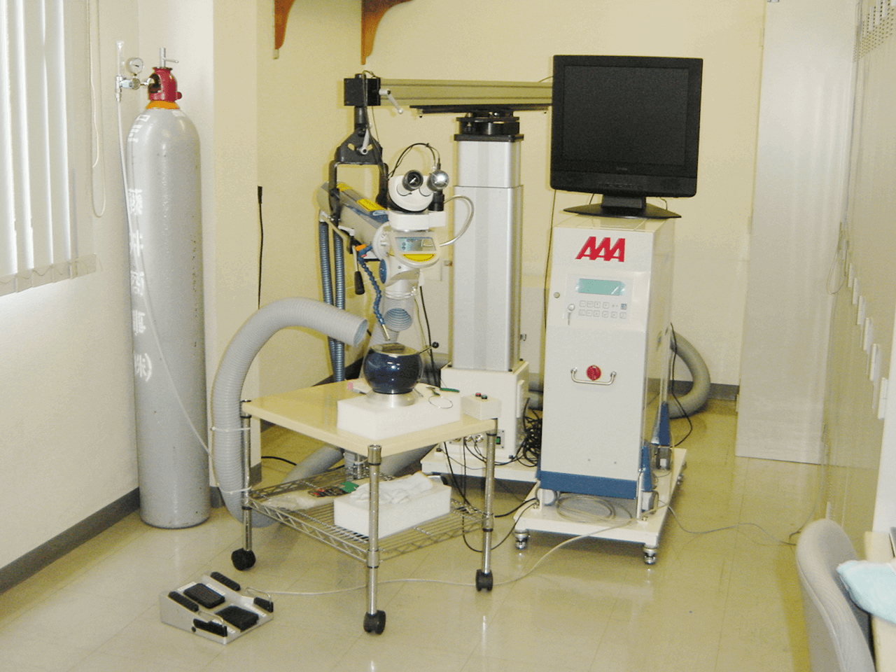 レーザー溶接機械